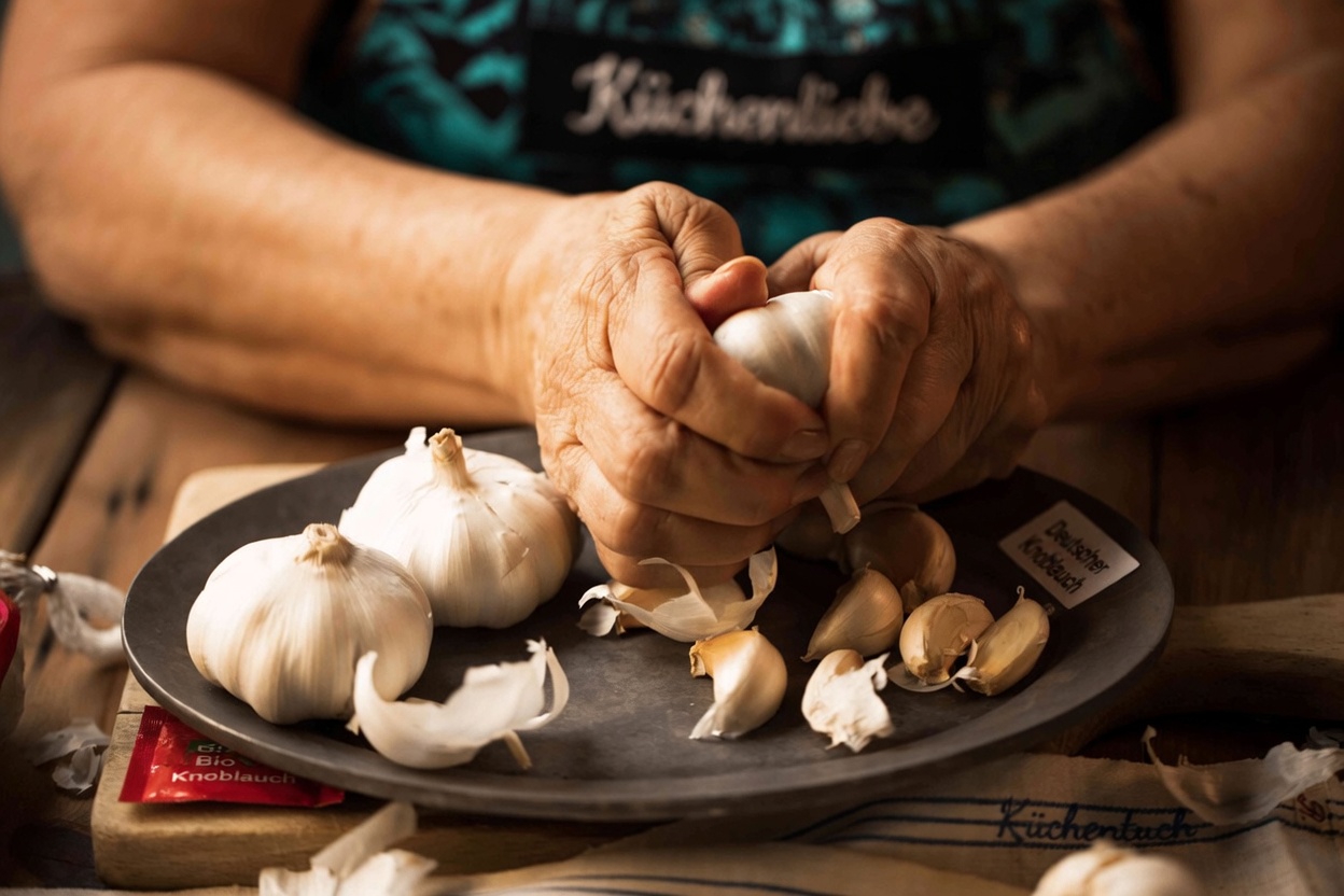 Stimmt es, dass Knoblauch 14 Arten von Bakterien und 13 Arten von Infektionen abtötet?