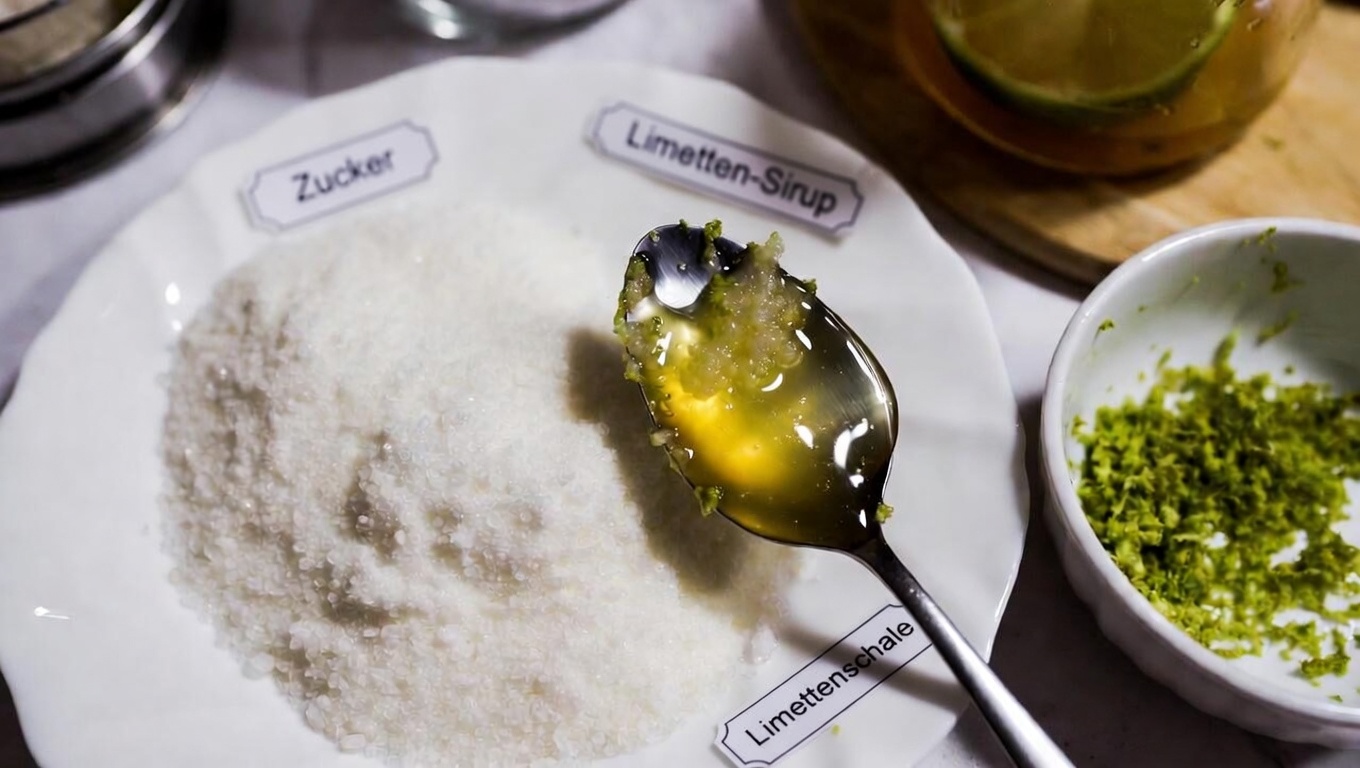 Einfache Wege, mit Alltagszutaten weichere, ebenmäßiger aussehende Lippen zu unterstützen